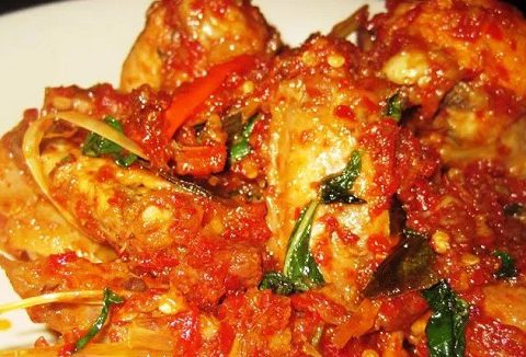  Resep Ayam Penyet Sederhana dengan Cita Rasa Restoran