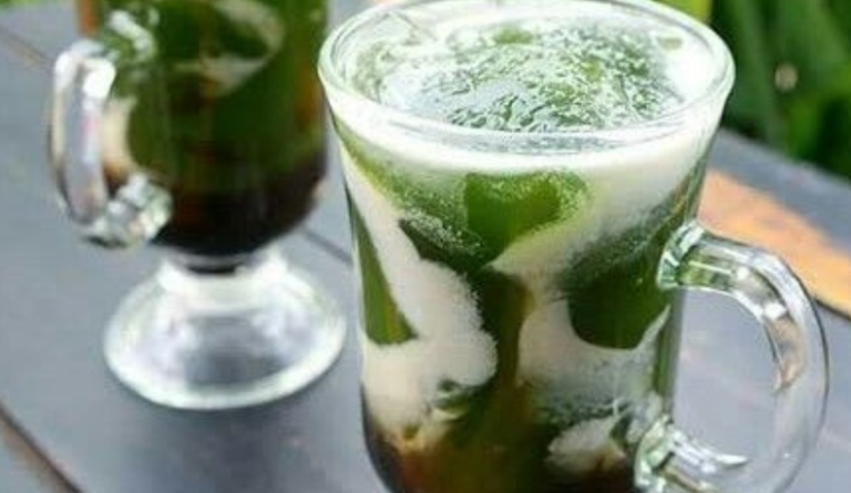 Resep Es Cincau Hijau Segar, Nikmat dan Bikin Nagih!