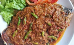 resep ikan gurame bumbu rujak enak